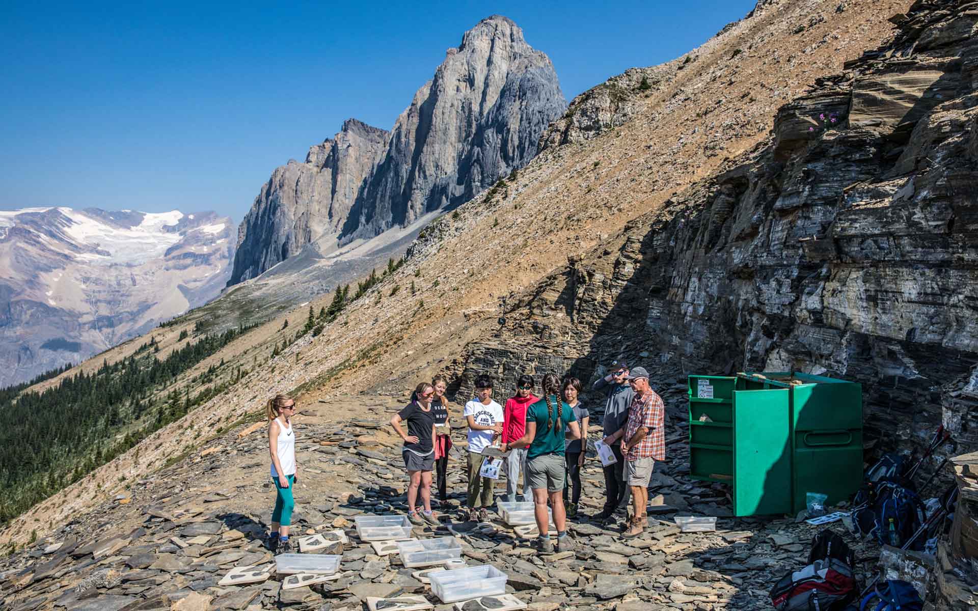 Parks Canada guide with visitors on a Burgess