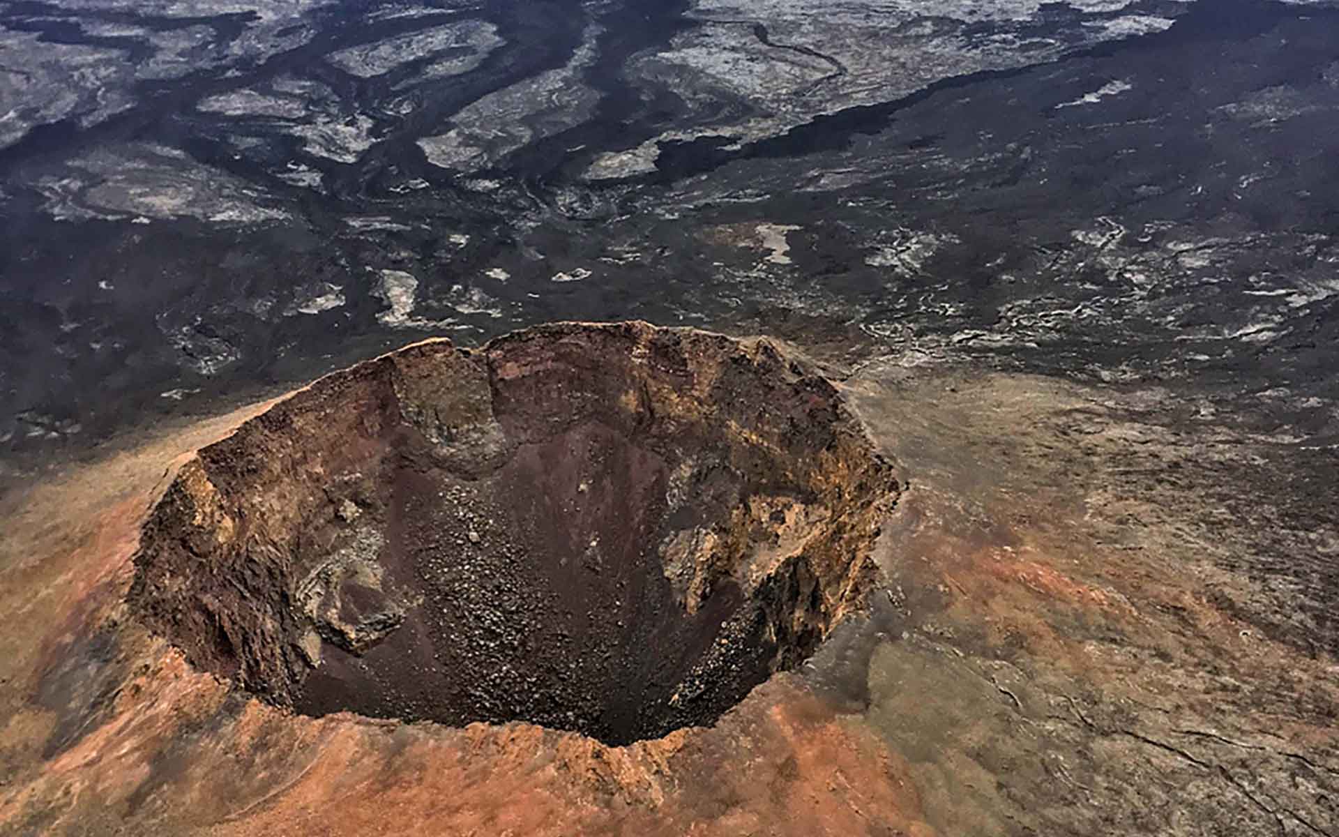 Jabal Qidr crater