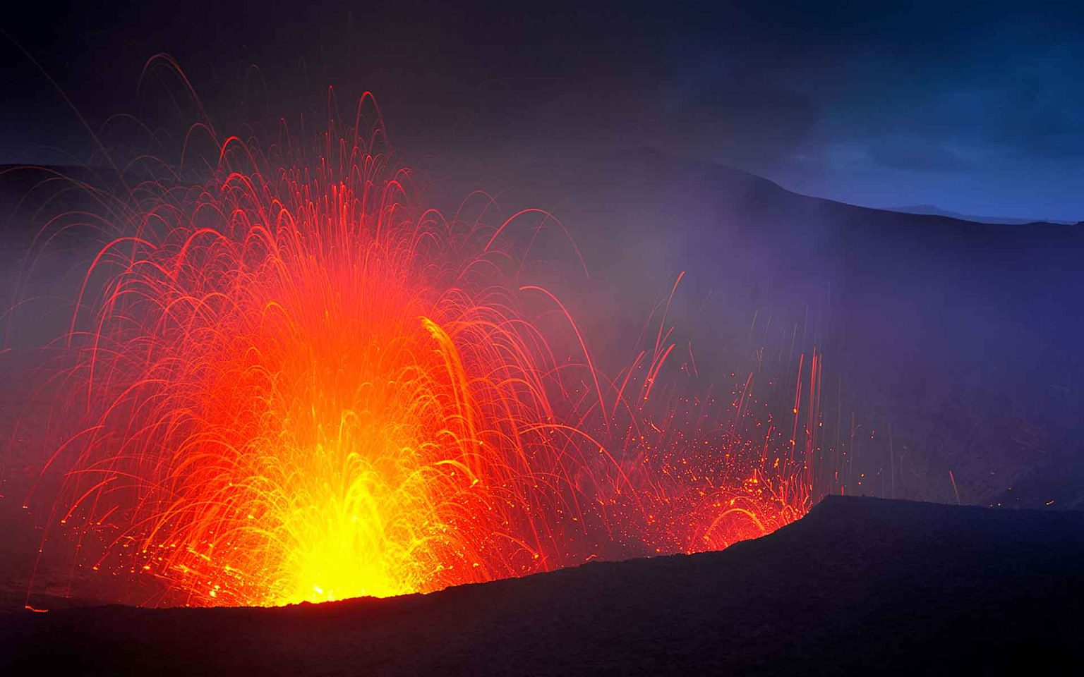 The active Yasur Yenkahe volcanic complex IUGS