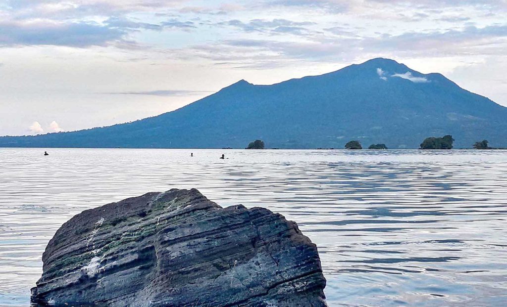 La Isla de Ometepe Quaternary volcanoes in the Lake Nicaragua IUGS