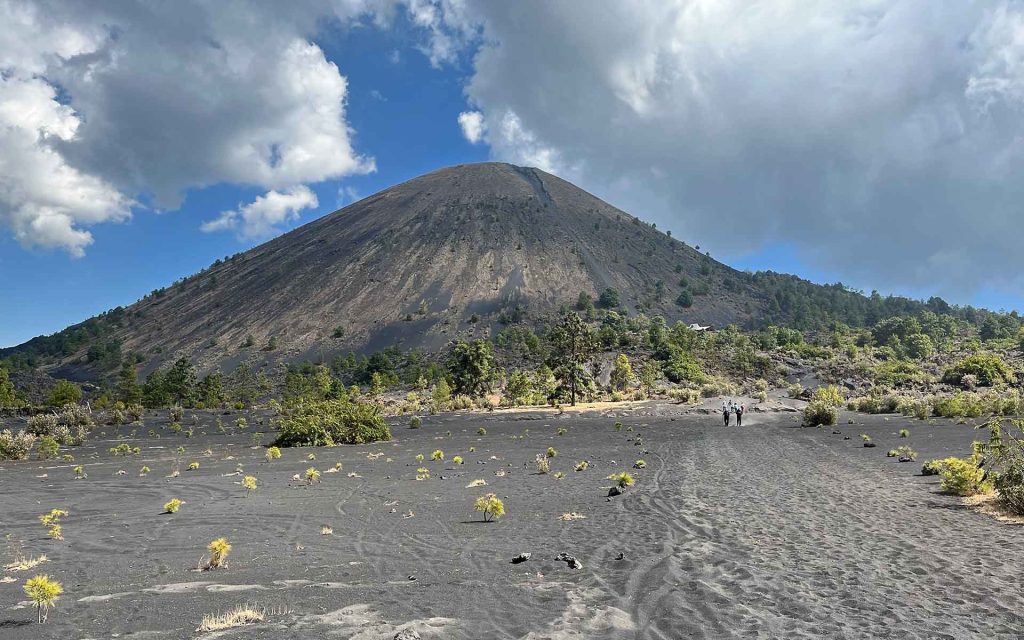 View of the Parícutin cinder cone and surrounding ash deposits.